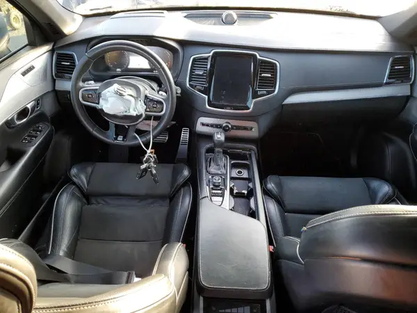YV4A22PM7K1462374 2019 VOLVO XC90 - Image 8