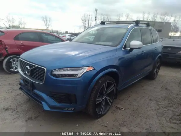 YV4A22PM7K1467574 2019 VOLVO XC90 - Image 2