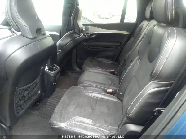 YV4A22PM7K1467574 2019 VOLVO XC90 - Image 8