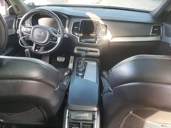 YV4A22PM8G1038001 2016 VOLVO XC90 - Image 8