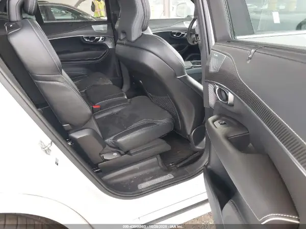YV4A22PM8K1465395 2019 VOLVO XC90 - Image 8