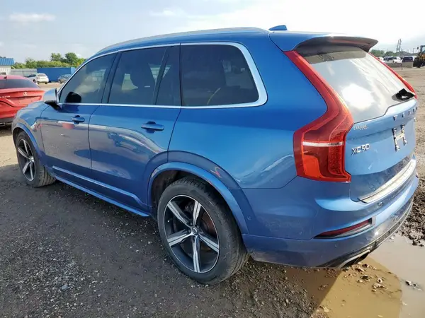 YV4A22PM9G1042252 2016 VOLVO XC90 - Image 2