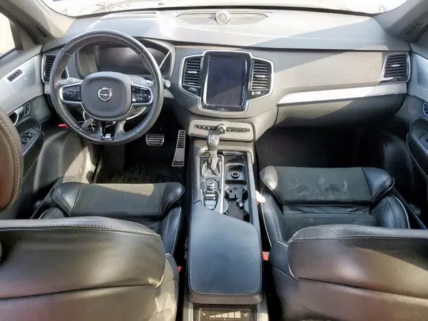 YV4A22PM9G1042252 2016 VOLVO XC90 - Image 8