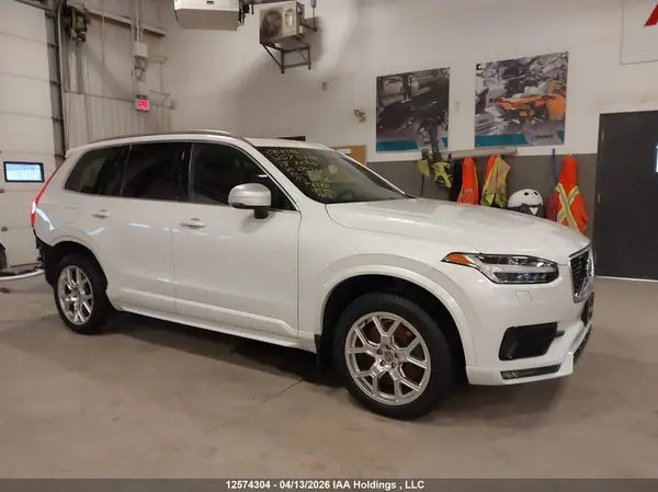 YV4A22PM9J1389717 2018 VOLVO XC90 - Image 1