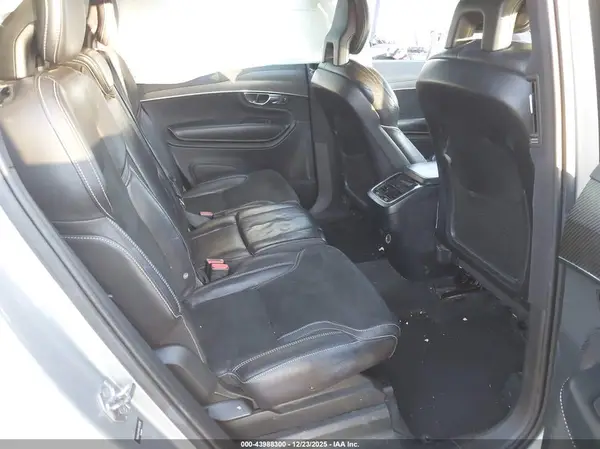 YV4A22PMXH1130230 2017 VOLVO XC90 - Image 8