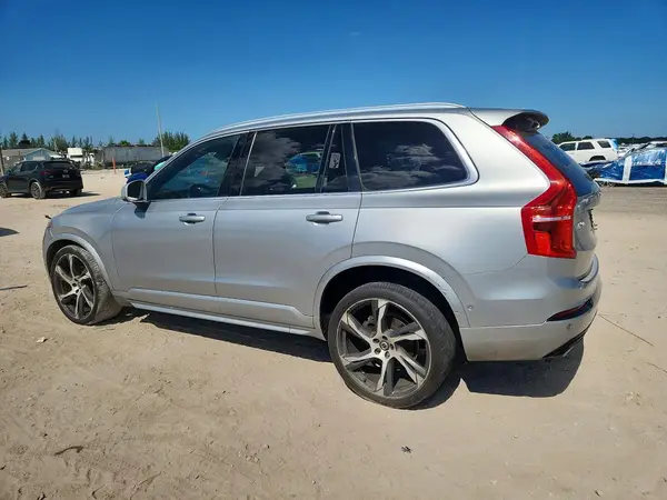 YV4A22PMXH1169948 2017 VOLVO XC90 - Image 2