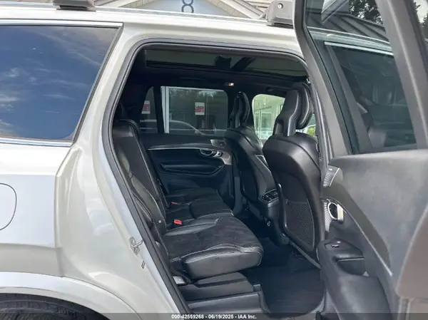 YV4A22PMXJ1205174 2018 VOLVO XC90 - Image 8
