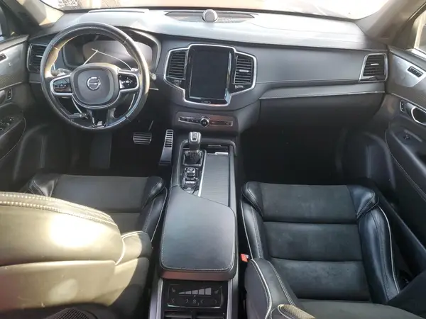 YV4A22PMXK1454785 2019 VOLVO XC90 - Image 8