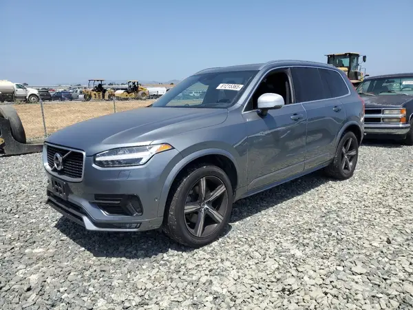YV4A22PMXK1470064 2019 VOLVO XC90 - Image 1