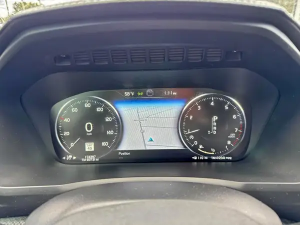 YV4A22PMXK1488287 2019 VOLVO XC90 - Image 8