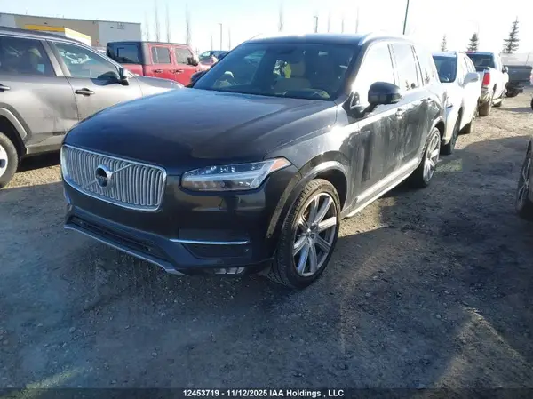YV4A22PN2G1001776 2016 VOLVO XC90 - Image 2
