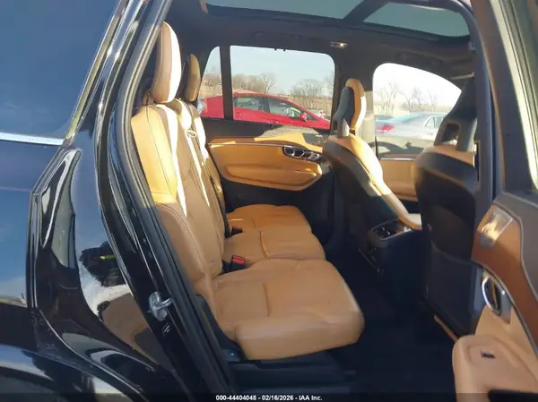 YV4A22PN6G1003014 2016 VOLVO XC90 - Image 8