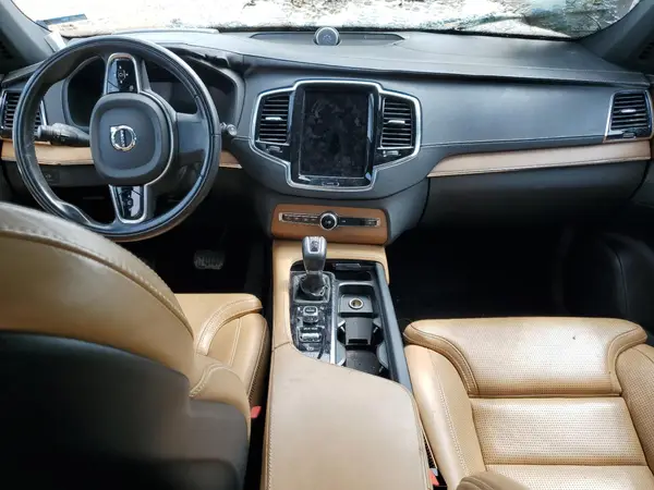 YV4A22PN6G1004597 2016 VOLVO XC90 - Image 8