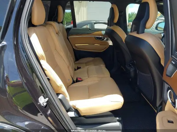 YV4A22PN7G1004043 2016 VOLVO XC90 - Image 8