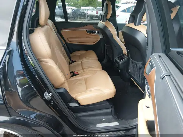 YV4A22PN8G1002480 2016 VOLVO XC90 - Image 8