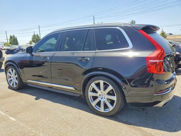 YV4A22PN9G1002424 2016 VOLVO XC90 - Image 2