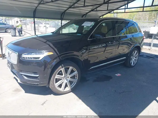 YV4A22PNXG1004196 2016 VOLVO XC90 - Image 2