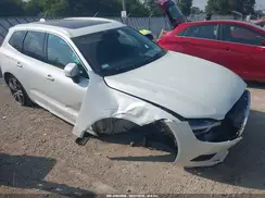 YV4A22RK0J1025083 2018 VOLVO XC60
