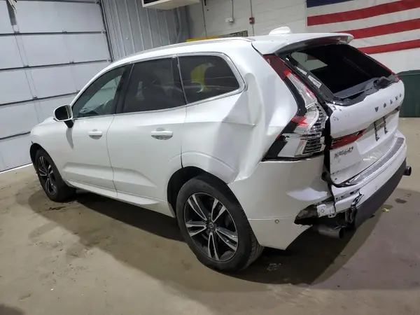 YV4A22RK1J1027893 2018 VOLVO XC60 - Image 2