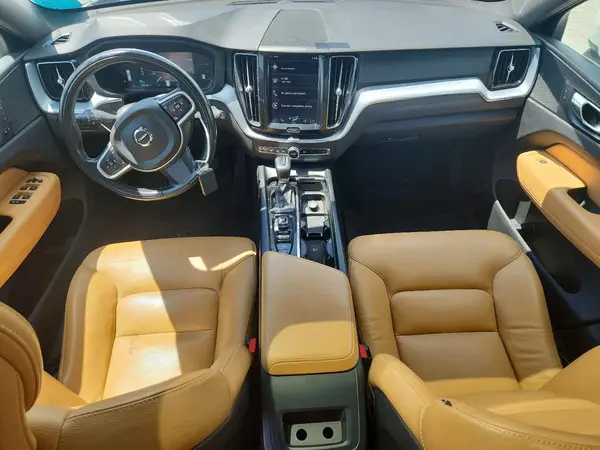 YV4A22RK1K1348317 2019 VOLVO XC60 - Image 8