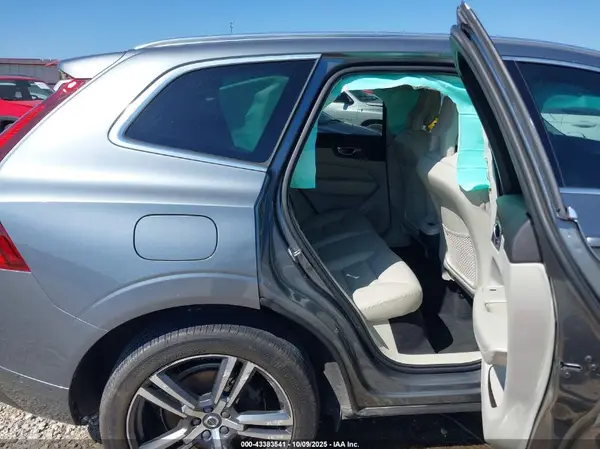 YV4A22RK2J1080618 2018 VOLVO XC60 - Image 8