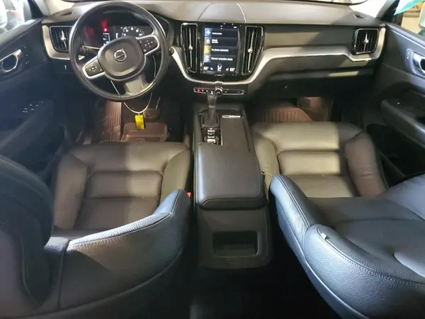 YV4A22RK2K1348374 2019 VOLVO XC60 - Image 8