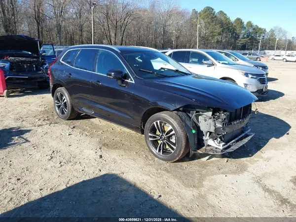 YV4A22RK2L1432745 2020 VOLVO XC60 - Image 1