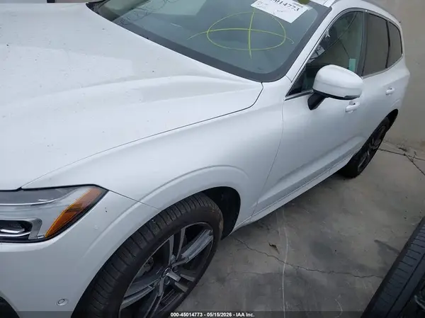 YV4A22RK3J1054609 2018 VOLVO XC60 - Image 2