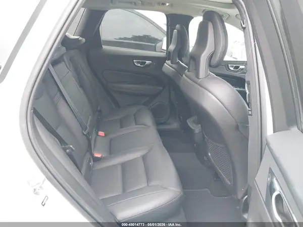 YV4A22RK3J1054609 2018 VOLVO XC60 - Image 8
