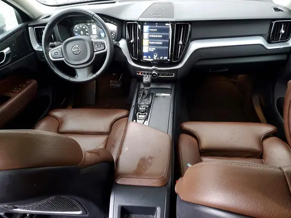YV4A22RK3K1348707 2019 VOLVO XC60 - Image 8