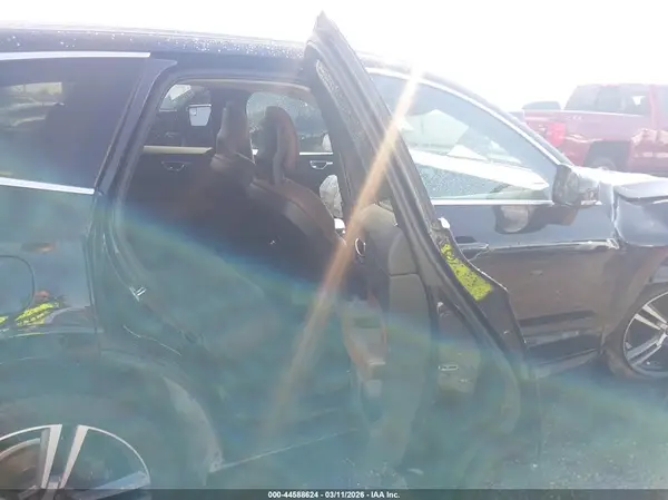 YV4A22RK4J1014507 2018 VOLVO XC60 - Image 8