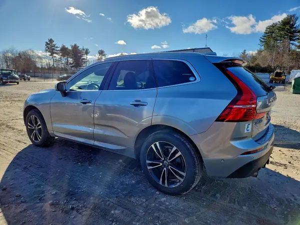 YV4A22RK4J1018802 2018 VOLVO XC60 - Image 2