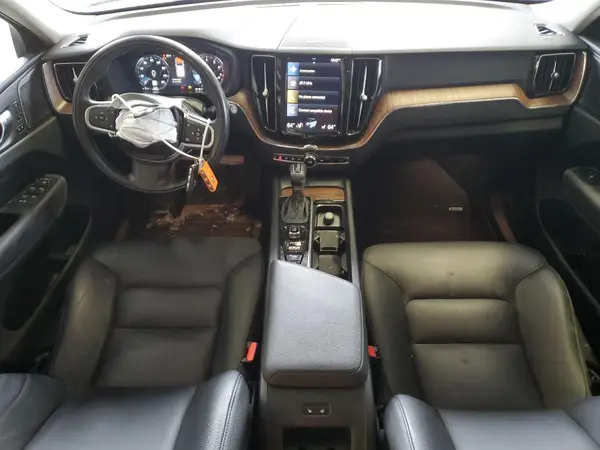 YV4A22RK4M1765708 2021 VOLVO XC60 - Image 8