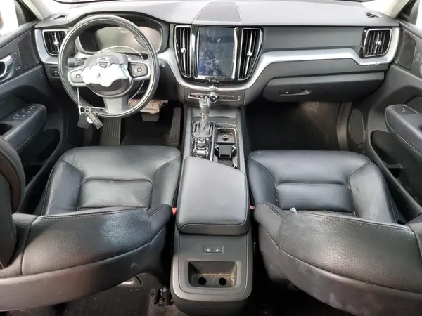 YV4A22RK5K1318589 2019 VOLVO XC60 - Image 8