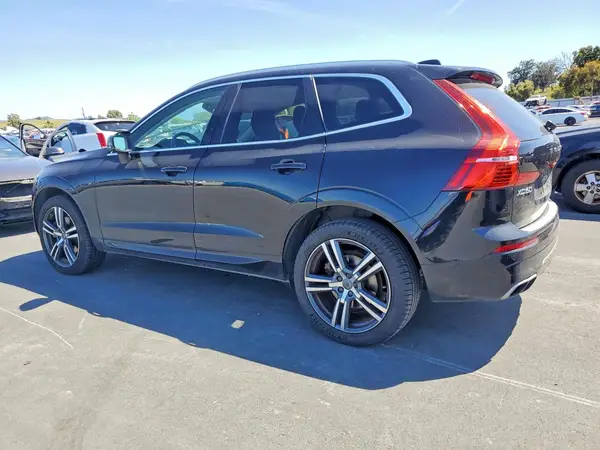 YV4A22RK5K1333688 2019 VOLVO XC60 - Image 2