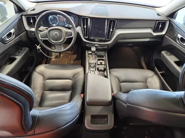 YV4A22RK5K1366920 2019 VOLVO XC60 - Image 8