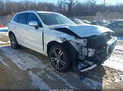 YV4A22RK5M1828279 2021 VOLVO XC60