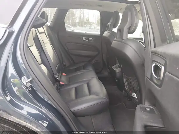 YV4A22RK6J1012189 2018 VOLVO XC60 - Image 8