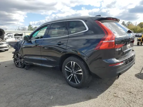 YV4A22RK7J1005767 2018 VOLVO XC60 - Image 2