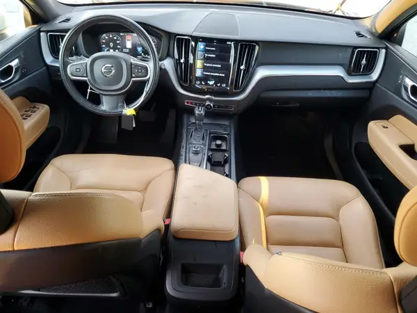 YV4A22RK7J1039806 2018 VOLVO XC60 - Image 8