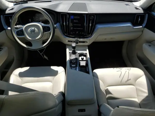 YV4A22RK7K1351531 2019 VOLVO XC60 - Image 8