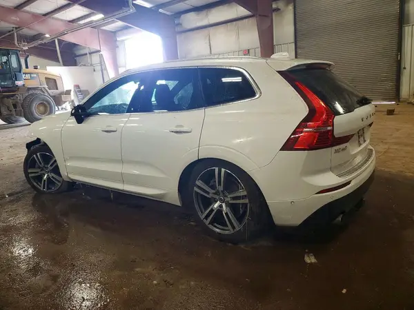 YV4A22RK7K1379877 2019 VOLVO XC60 - Image 2