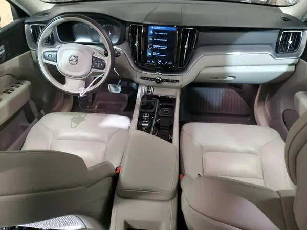 YV4A22RK7L1410661 2020 VOLVO XC60 - Image 8