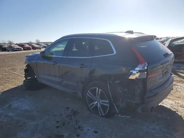 YV4A22RK8J1084656 2018 VOLVO XC60 - Image 2