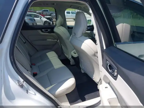YV4A22RK8K1383226 2019 VOLVO XC60 - Image 8