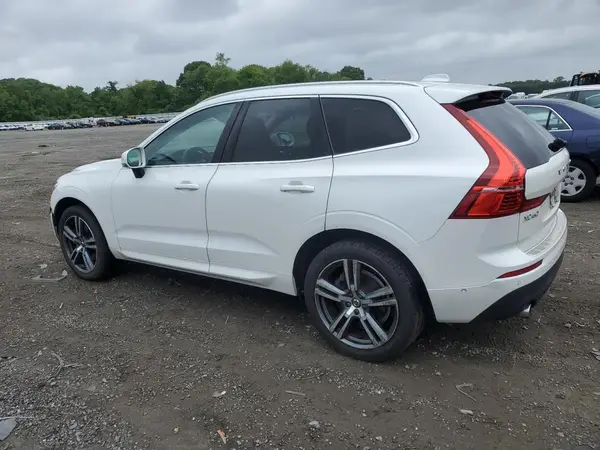 YV4A22RKXJ1028976 2018 VOLVO XC60 - Image 2