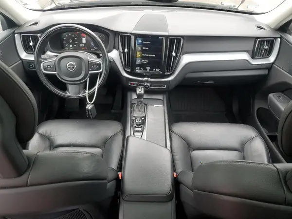 YV4A22RKXJ1028976 2018 VOLVO XC60 - Image 8