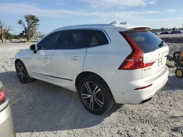YV4A22RKXK1309712 2019 VOLVO XC60 - Image 2