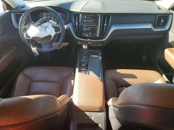 YV4A22RKXK1357534 2019 VOLVO XC60 - Image 8