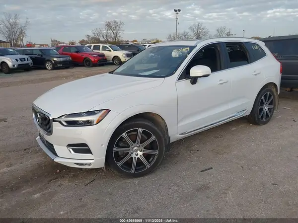 YV4A22RL0K1342162 2019 VOLVO XC60 - Image 2
